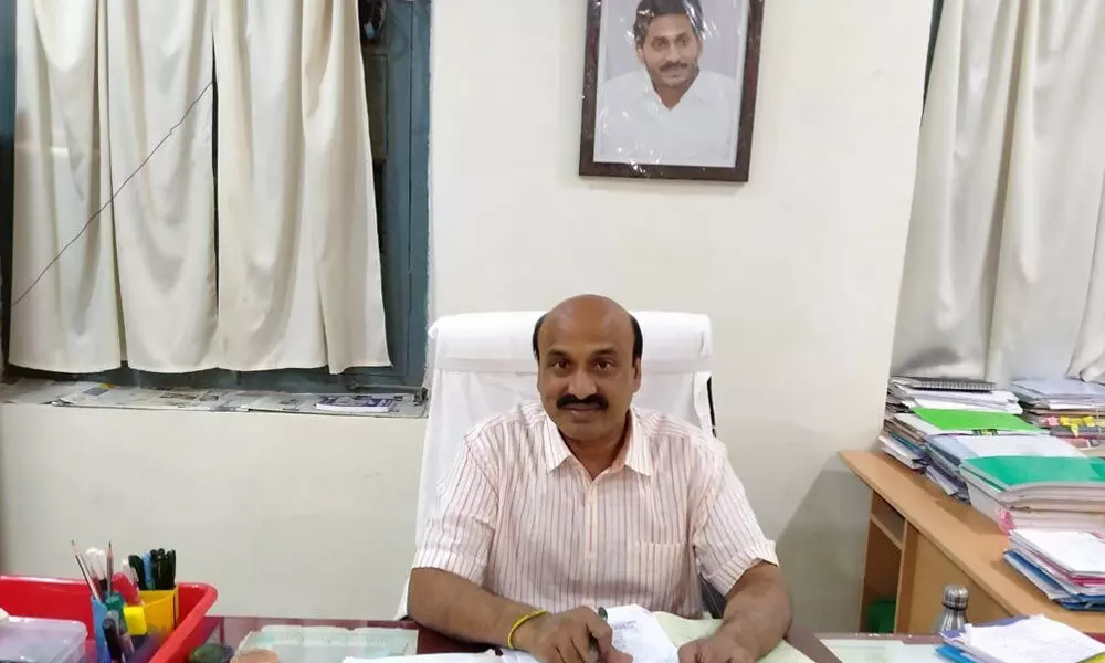 House sites for 23,286 in Markapuram by Ugadi: RDO M Seshi Reddy