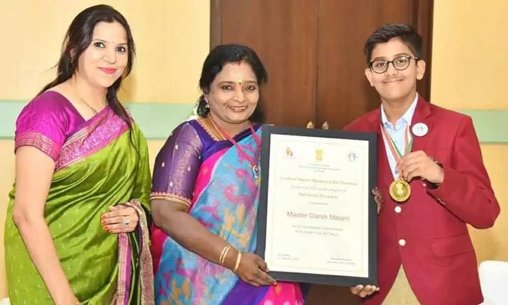 Hyderabad: Governor Tamilisai Soundrarajan all praise for 11-year-old magician Master Darsh Malani