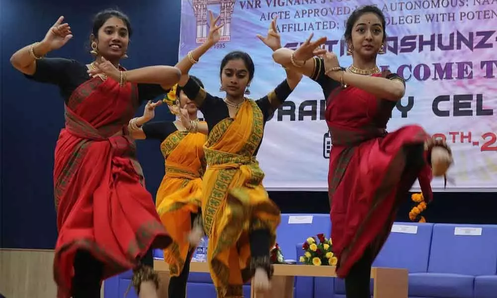 Hyderabad: VNRVJIET celebrates Sintillashunz 20