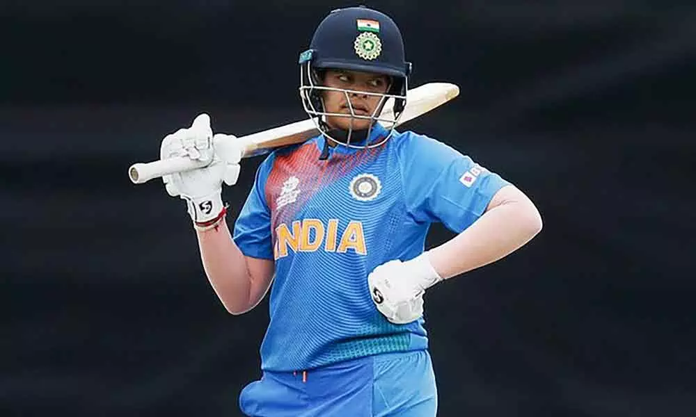 Unbeaten India end group stage in style