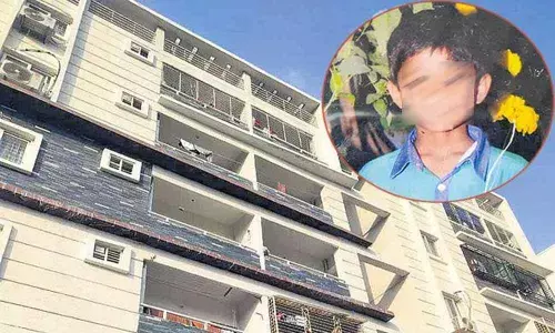 After a tiff over tab with brother, boy jumps off building in Hyderabad