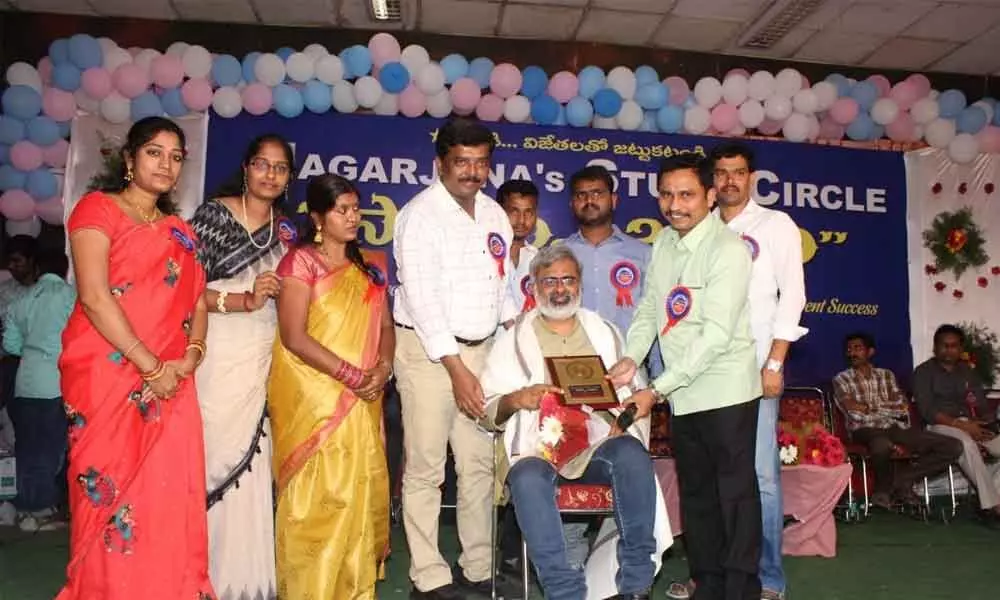 Hyderabad: Meritorious candidates felicitated in Bagh Lingampally