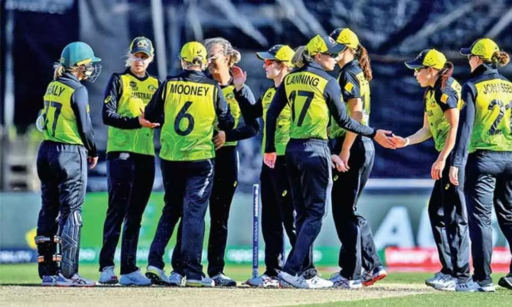 Reigning champs Australia enter semis, New Zealand out