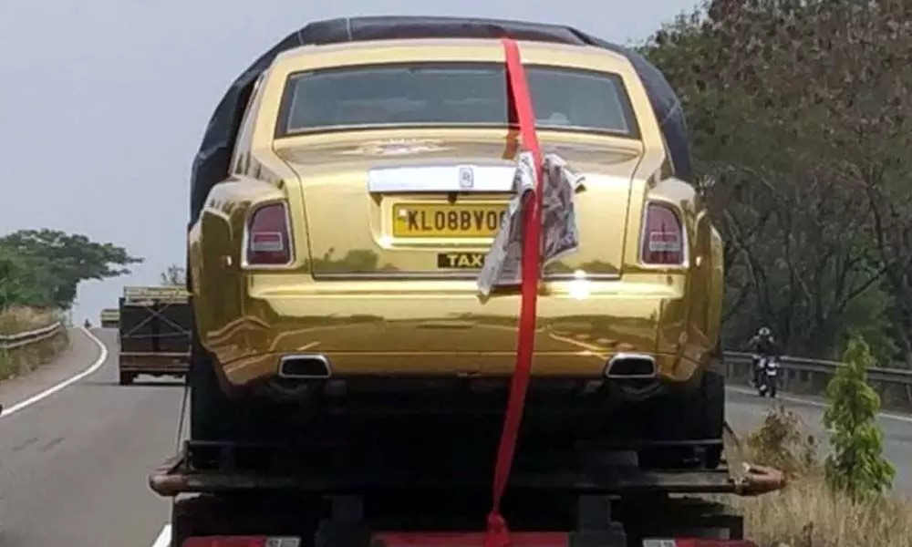 Kerala businessman uses Rolls-Royce as cab, Twitter reacts to this jaw dropping incident