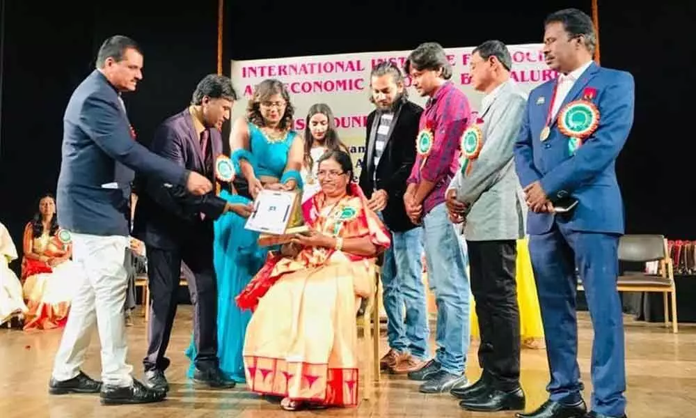 Eluru: St Theresa College faculty member Dr A Nirmala Jyothsna gets Dr APJ Abdul Kalam Life Time Achievement National Award