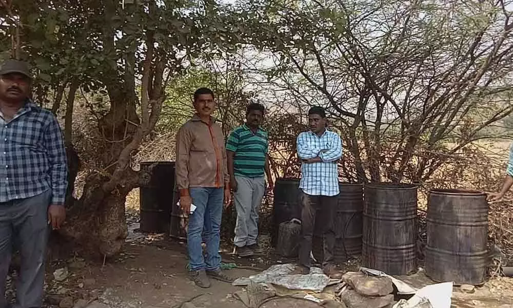 Kurnool: 3,000 litres of spurious liquor destroyed in raid