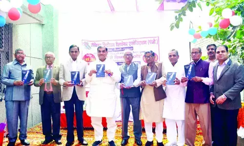 New Delhi: Railways to provide 9 lakh extra seats during Holi