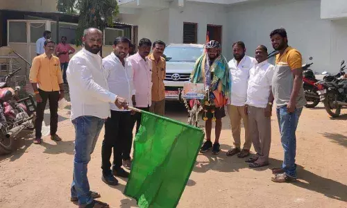 Rangareddy: Mountaineer embarks on cycle tour