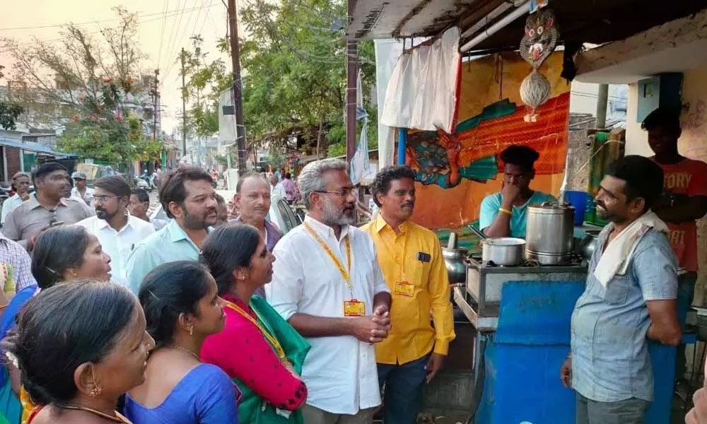 TDP leaders holds Praja Chaitanya Yatra in Kakinada