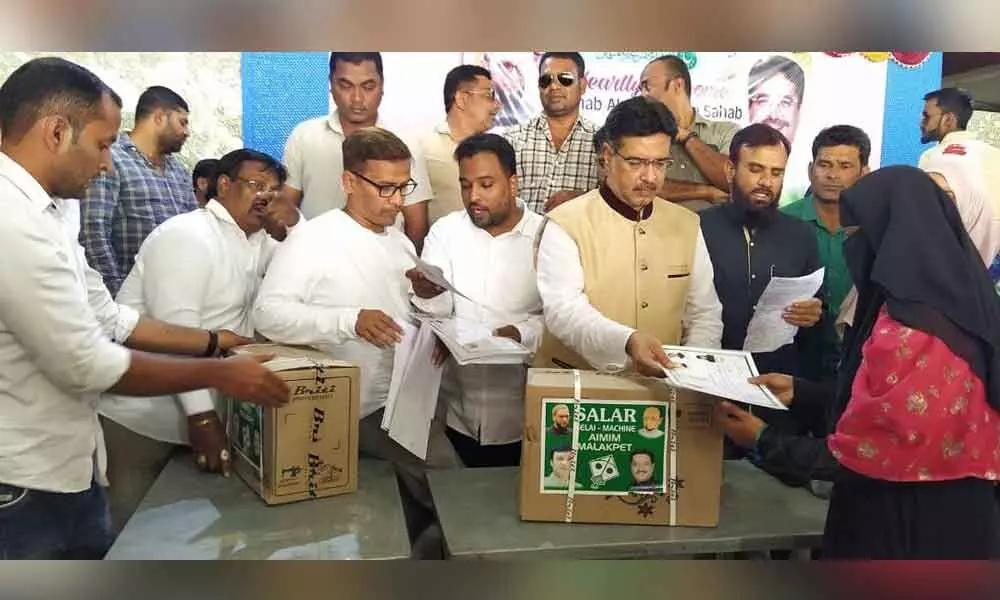 Hyderabad: Sewing machines distributed in Malakpet