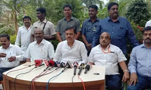 Guntur: Take up cultivation of horticulture crops to earn profits, Ryots told