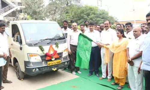 MCT introduces 5 desilting machines for clearing sewage lines