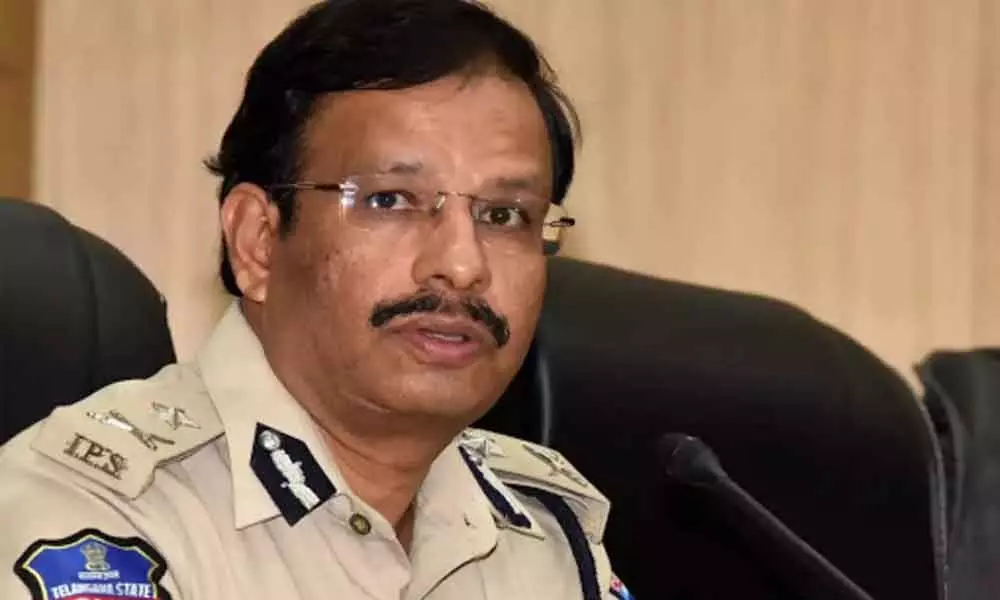 Cyberabad top cop holds awareness  meeting with software firms honchos