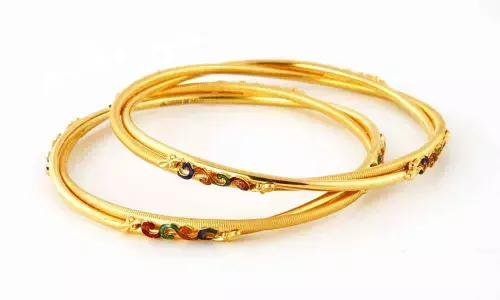 Gold adds lustre to your portfolio