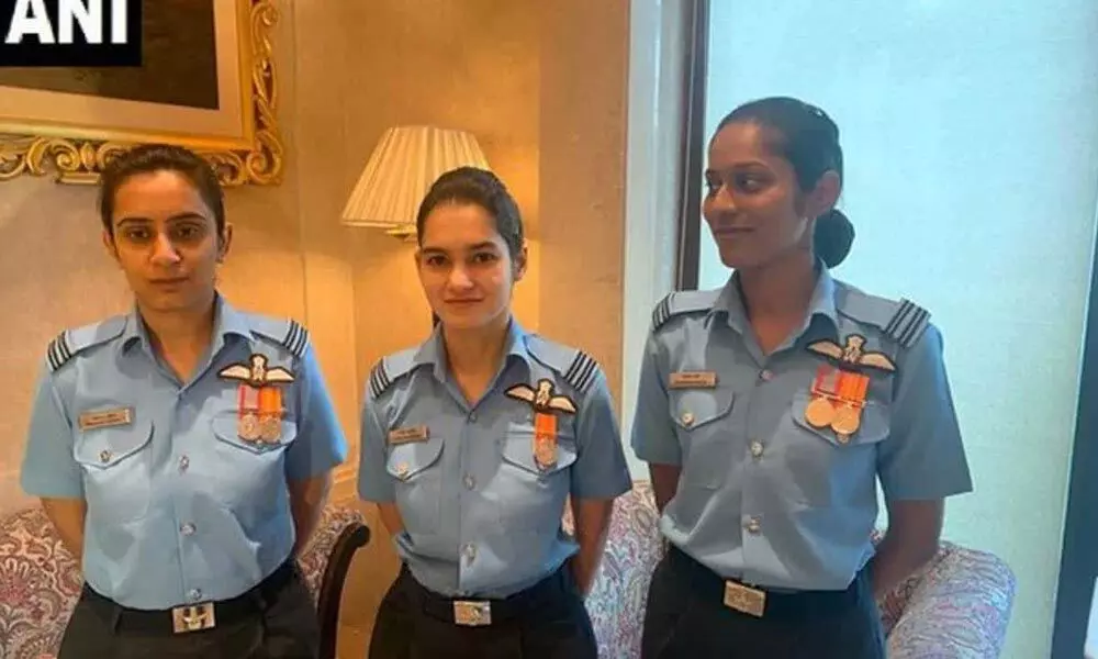 IAFs first women fighter pilots get Nari Shakti Puraskar