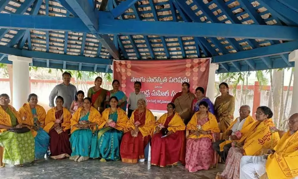 Rajamahendravaram: Society needs women poets said AMS chief Jakkampudi Vijaya Lakshmi