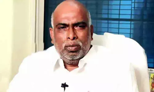 Former minister Dokka Manikya Vara Prasad resigns for TDP