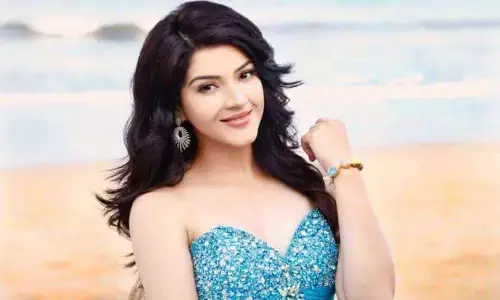 Flop heroine signs a web series!