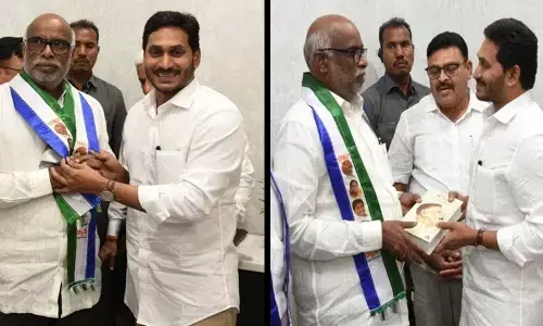 Dokka Manikya Vara Prasad joins YSRCP in the presence of CM YS Jagan Mohan Reddy
