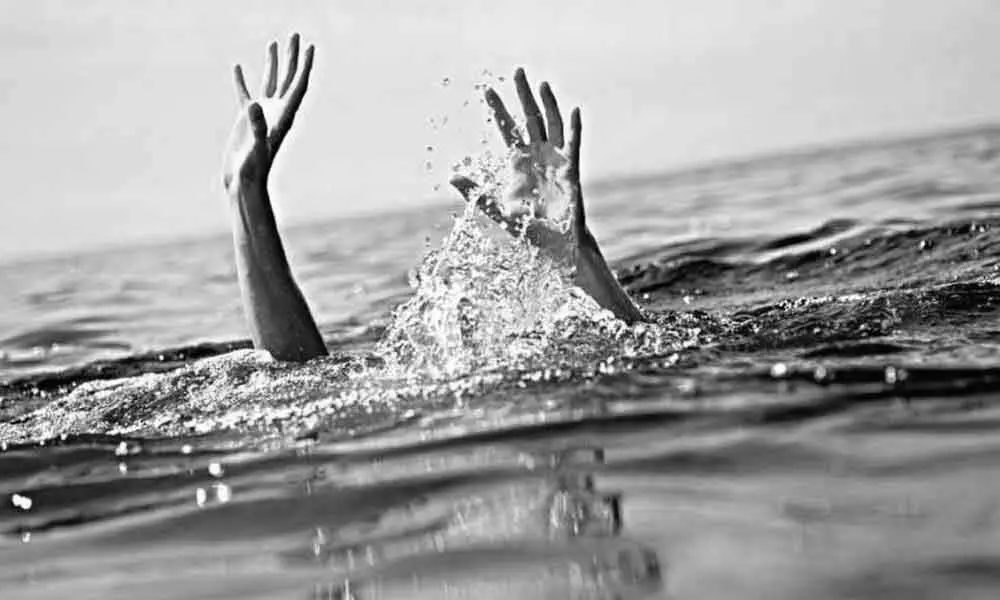 Two students go missing in lake in Warangal