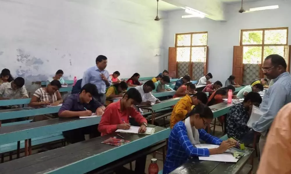 Vijayawada: Principal Secretary B Rajasekhar inspects Inter exam centre