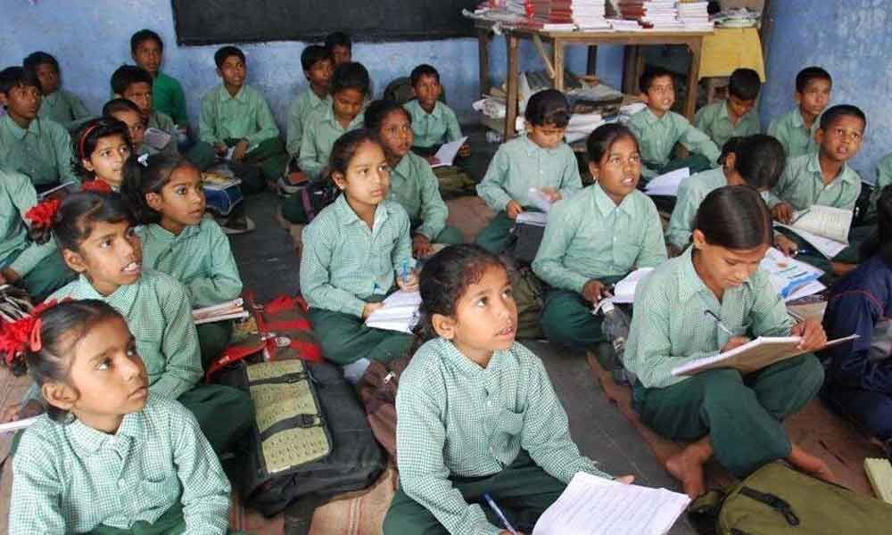 Children in UP schools learn banking skills