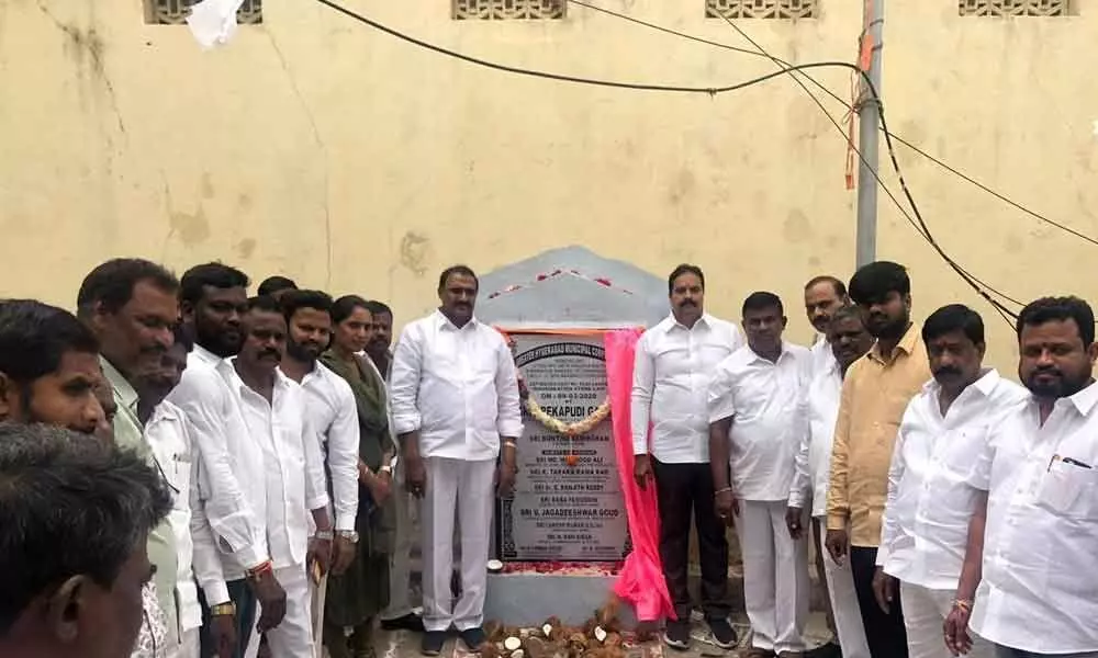 Madhapur:  MLA Arekapudi launches 1.54 crore underground drainage works