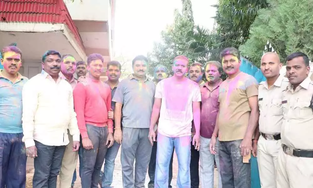 Siddipet: Minister Harish Rao participated in the Holi celebrations