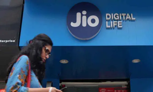 Jio Long Term Plans Compared: Rs 2121 Plan Vs Rs 4999 Plan