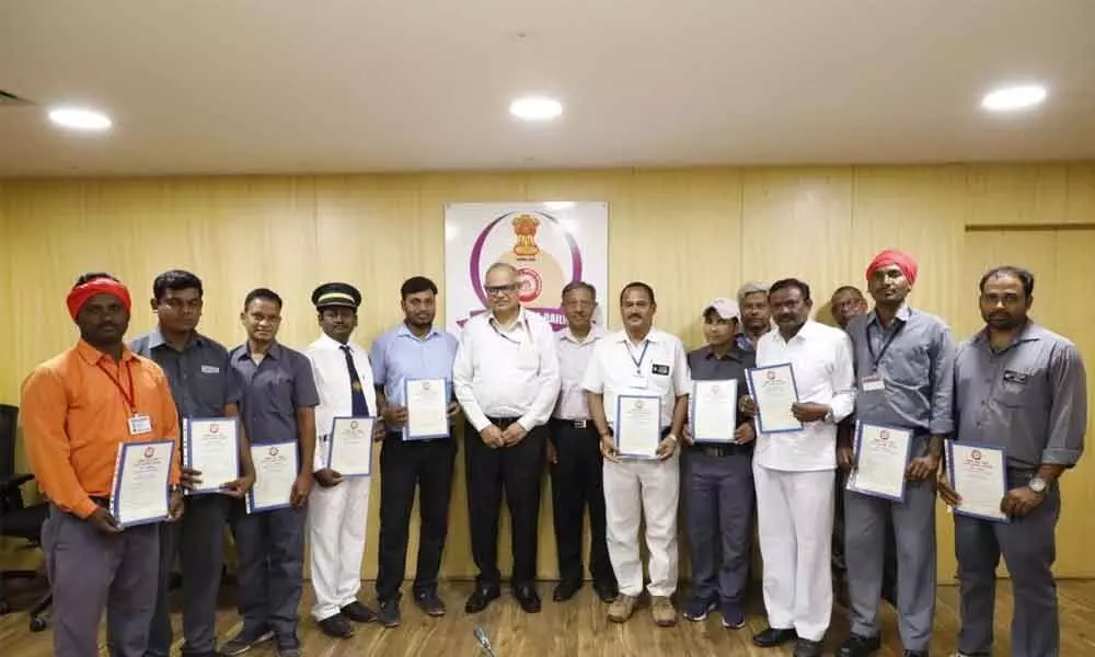 Secunderabad:10 SCR officials bag safety awards
