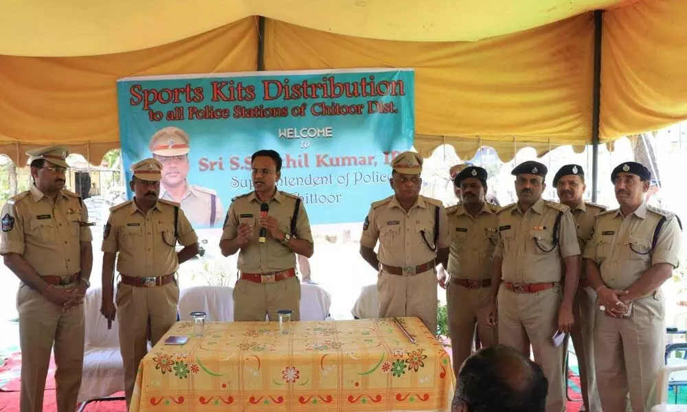 Physical fitness, a must for police personnel:  SP S Senthil Kumar in Chittoor