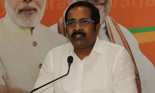 Hyderabad: State BJP condemns lathi-charge Hyderabad: State BJP condemns lathi-charge