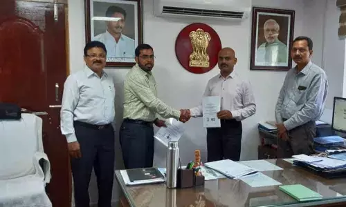 Amaravati: Power charging stations to come up for EVs at 32 places in State