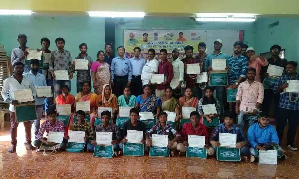 Ongole: Training session on youth leadership concludes