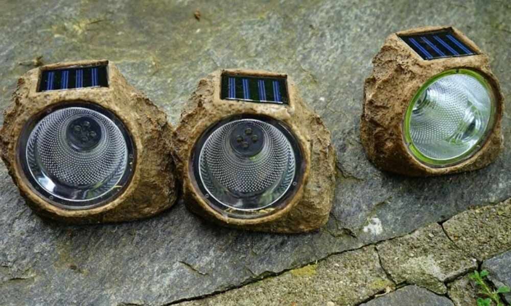 Eco-friendly solar study lamp for students