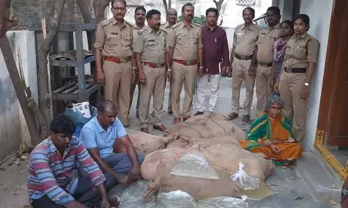 Kakinada: Excise dept nabs three persons under Operation Sura