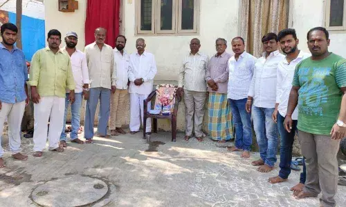 Hyderabad: Floral tributes paid to poet Mollamamba at her jayanti