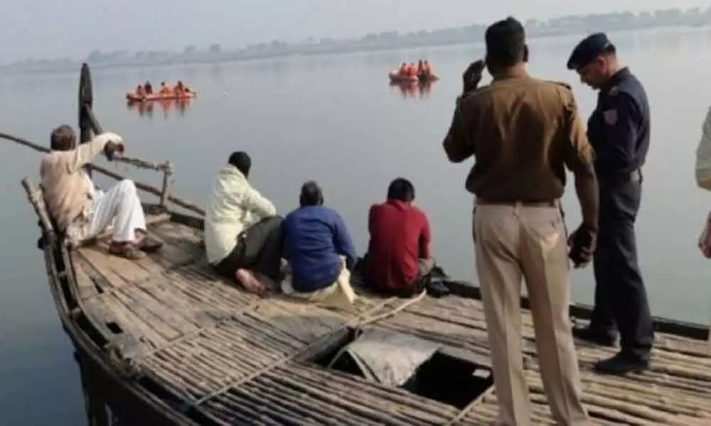 Many missing, 1 dead as boat capsizes in UP