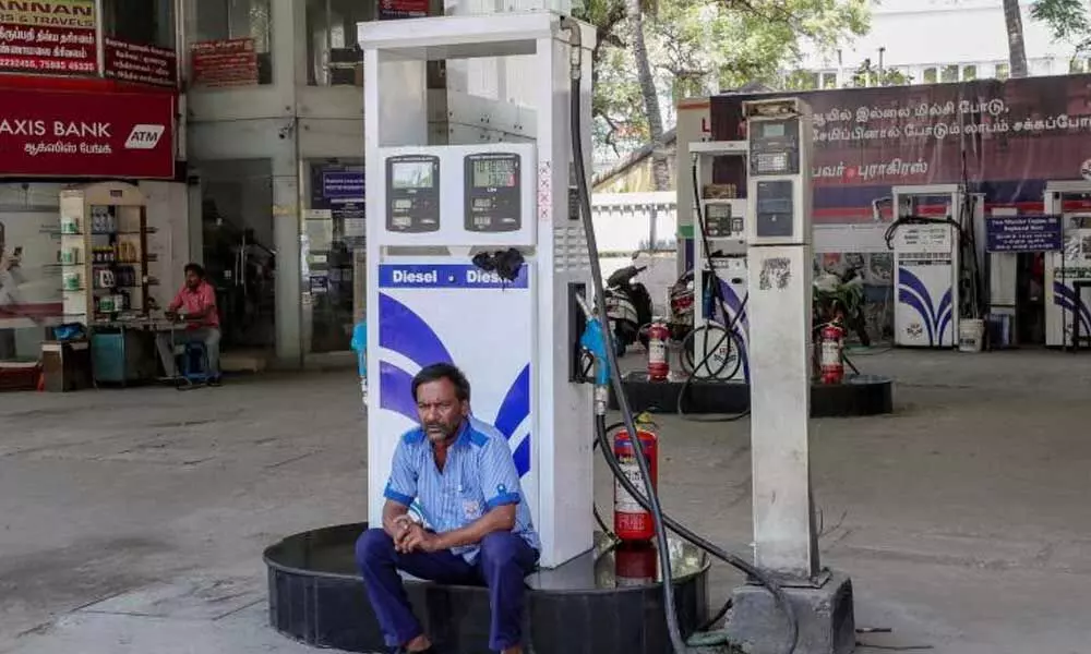 Govt raise excise duty on petrol, diesel by Rs 3 per litre