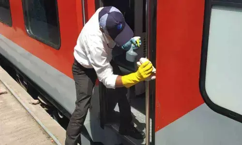 No Blankets, Curtains In AC Coaches Of Central, Western Railway Amid Virus Scare