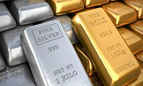 Gold, silver continue to shine as uncertainty rocking markets