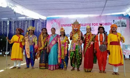 Hyderabad: Medals & prizes presented in Koti Womens College