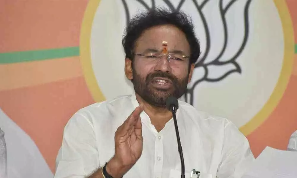 Hyderabad: Assist those held up at interstate borders, says Kishan Reddy