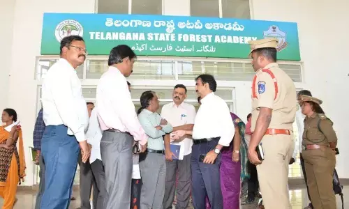 Collector Vasam Venkateshwarlu inspects Corona isolation centre in Medchal