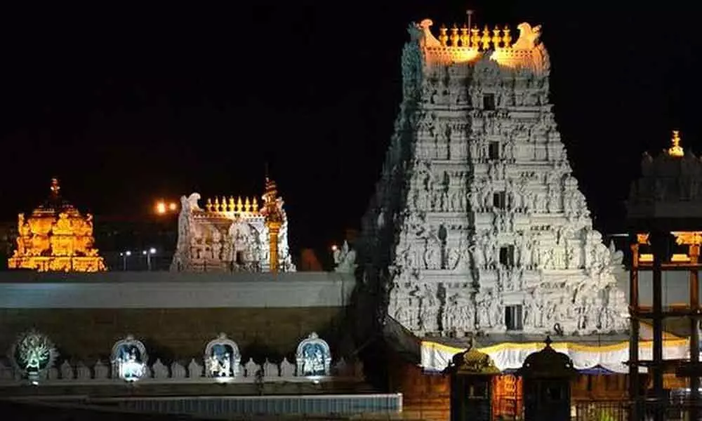 Tirupati: Section of people seeks closure of Srivari temple for some weeks