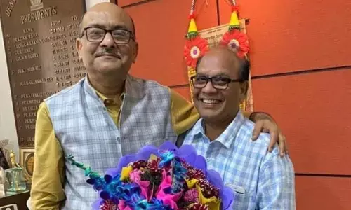 Vijayawada: Dr Mahboob Shaikh meets Dental Council of India president