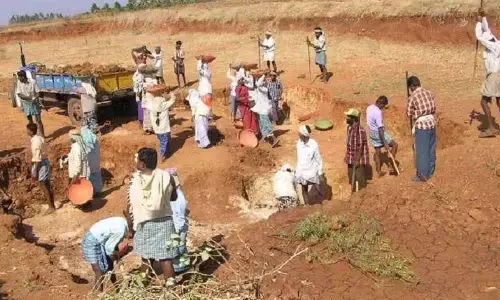 AP State Govt urged to permit formation of unions for NREGS workers in Anantapur