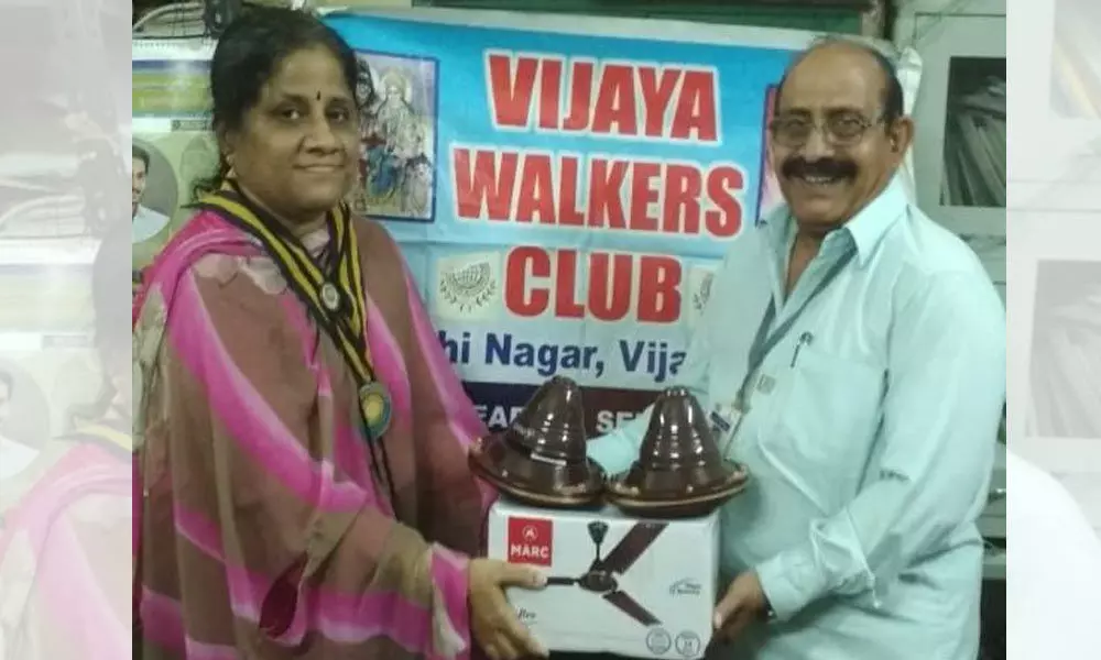 Vijayawada: Walkers Club donates fans to schools