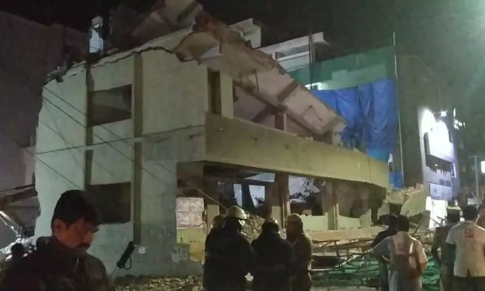 Hyderabad: One dies in building collapse
