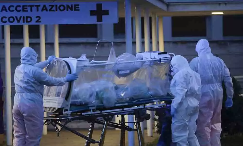 France mobilises army, tightens lockdown over virus outbreak